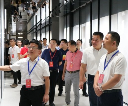 政企交流 共創(chuàng)未來 | 市、區(qū)人大政協(xié)視察團蒞臨歐神諾參觀指導